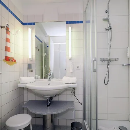 Kaiservillen - 1-raum-ferienwohnung Mit Balkon D123 * Ostseebad Heringsdorf